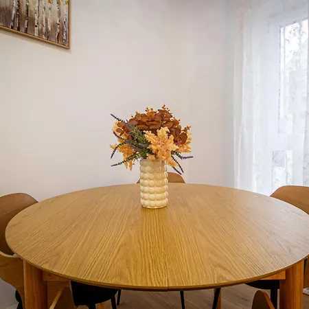 Mohost Spac - Stylish 2-bedroom Brašov